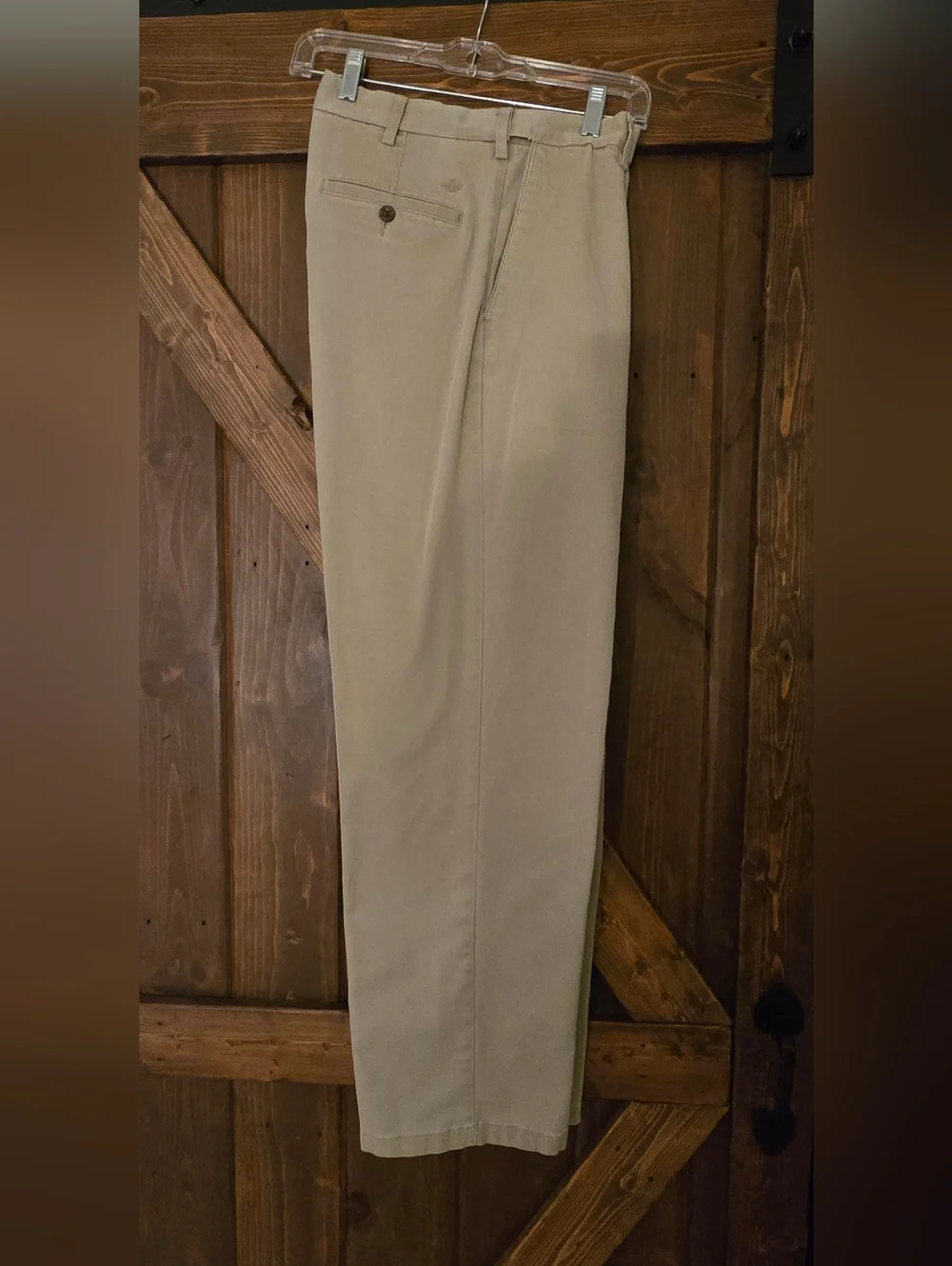 Dockers Relaxed Fit Tan Flat-Front Khaki Chinos 34x32